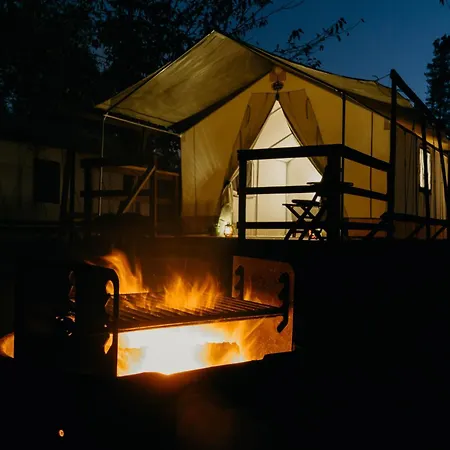 Wildhaven Sonoma Glamping Hotel Healdsburg Exterior photo